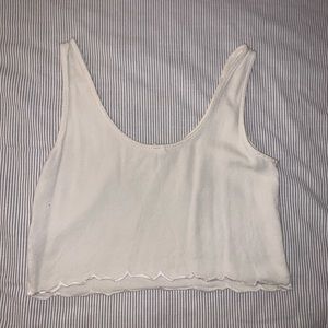 SCALLOP TANK TOP